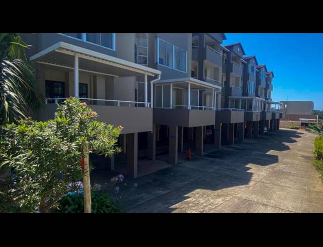 2 BEDROOM APARTMENT FOR SALE IN UVONGO BEACH